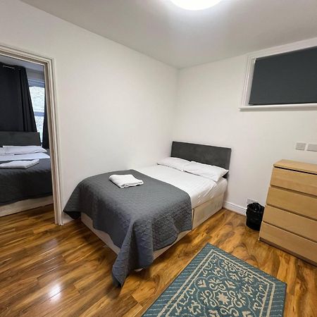 World Hotel Londra Dış mekan fotoğraf