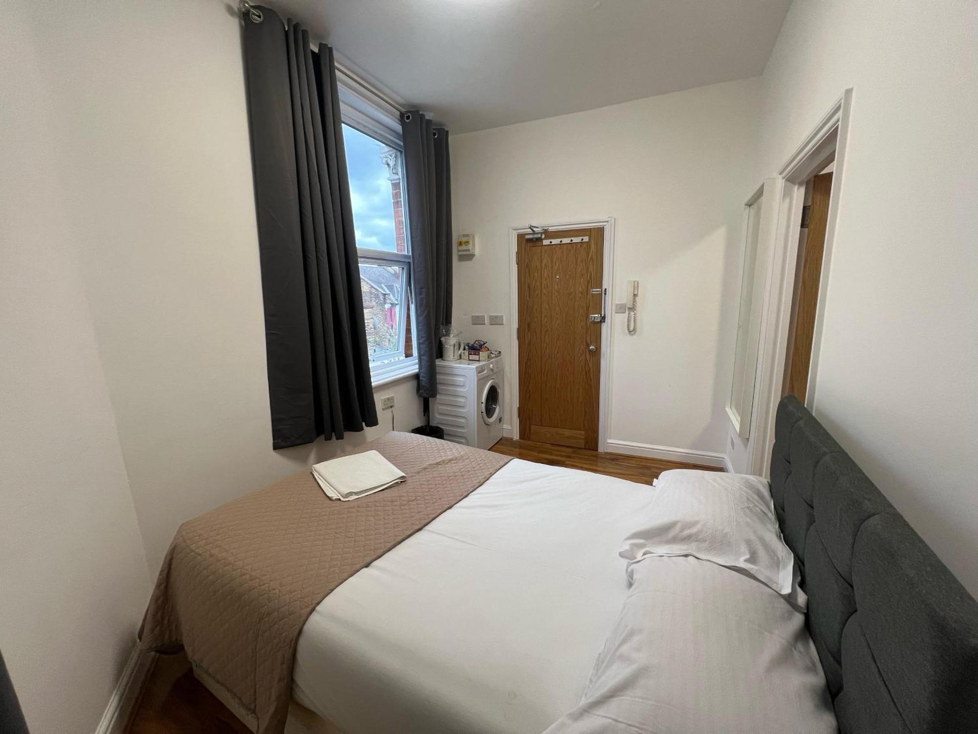 World Hotel Londra Dış mekan fotoğraf