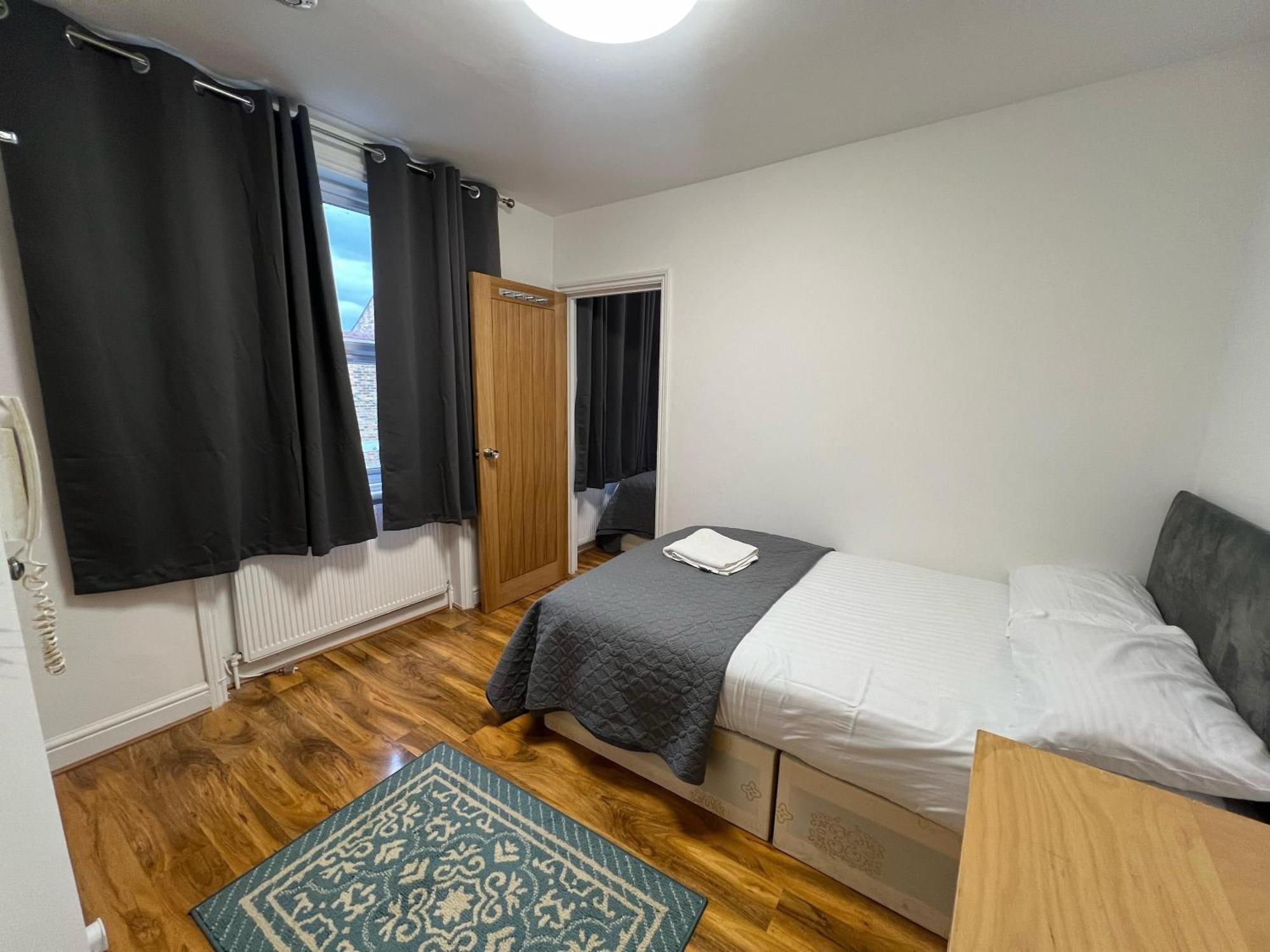 World Hotel Londra Dış mekan fotoğraf