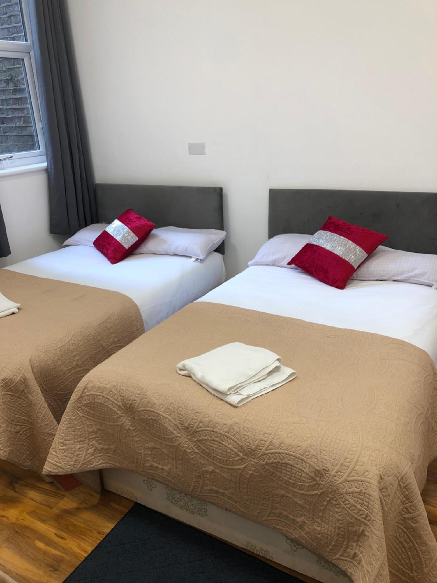 World Hotel Londra Dış mekan fotoğraf